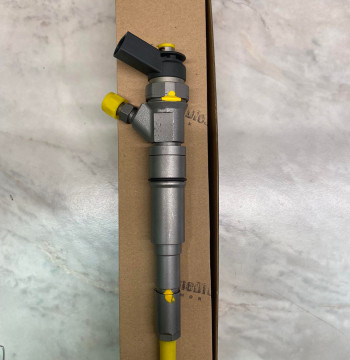 Wtryskiwacz BOSCH BMW E46 E60 E65  - 0445110131